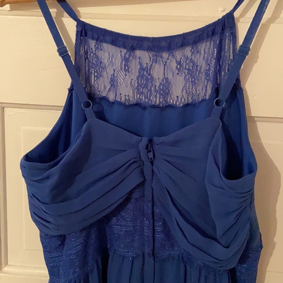 Royal blue, lace detail halter top ankle length dress, RW&Co size 6 - Picture 3 of 5